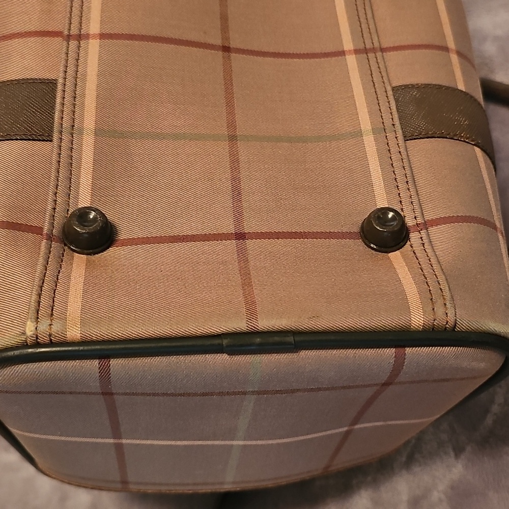 Burberrys Tan and Brown Travel Bag with Signature Style - Picture 7 of 13